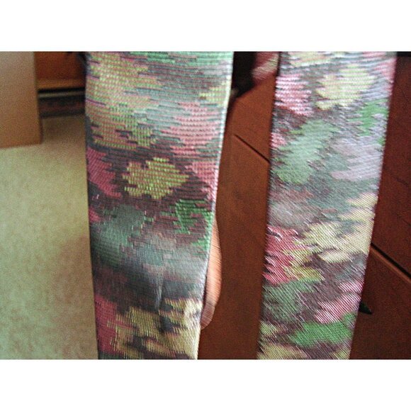 CAS Adjustable Button On Suspenders Maroon Burgundy Green Gold Camo Like Design - Picture 8 of 10